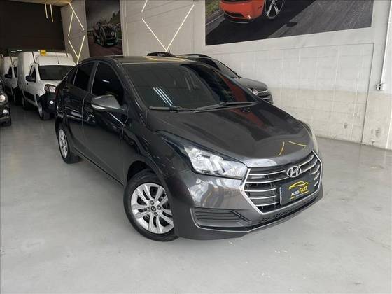 HYUNDAI HB20S 1.0 COMFORT PLUS 12V FLEX 4P MANUAL